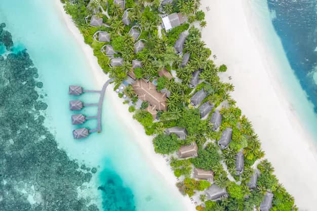 Maldives on a Budget vs Luxury: How to Plan Your Island Escape