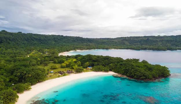 Port Vila · Tanna · Espiritu Santo, Vanuatu