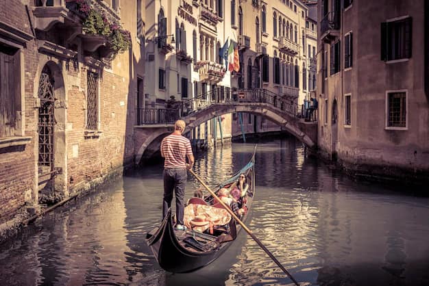Venice Travel Guide from India: Grand Canal, Gondolas, St Mark's, Murano & Burano Day Trips